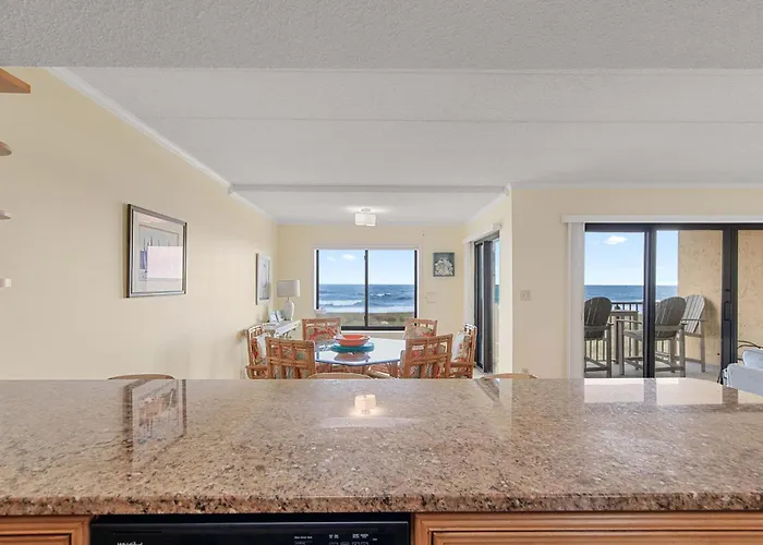 Surf's Edge 305 Pet Friendly *